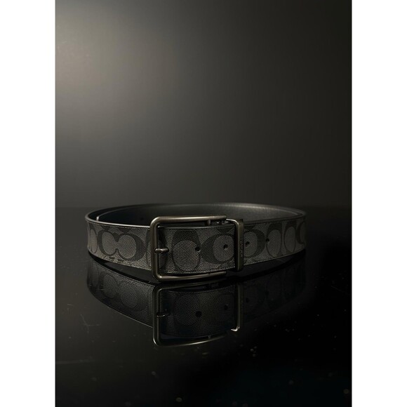 Coach Men’s Reversible Black Signature “C” Leather Belt 42 F12883 - Picture 1 of 4